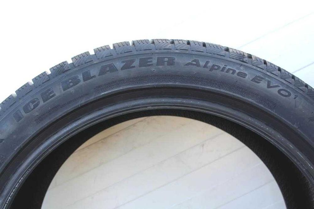 Anvelope iarna noi 225/45R17 94V, XL, Sailun