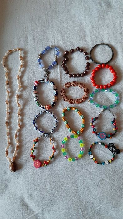 Бижута - колиета, гердани, обици