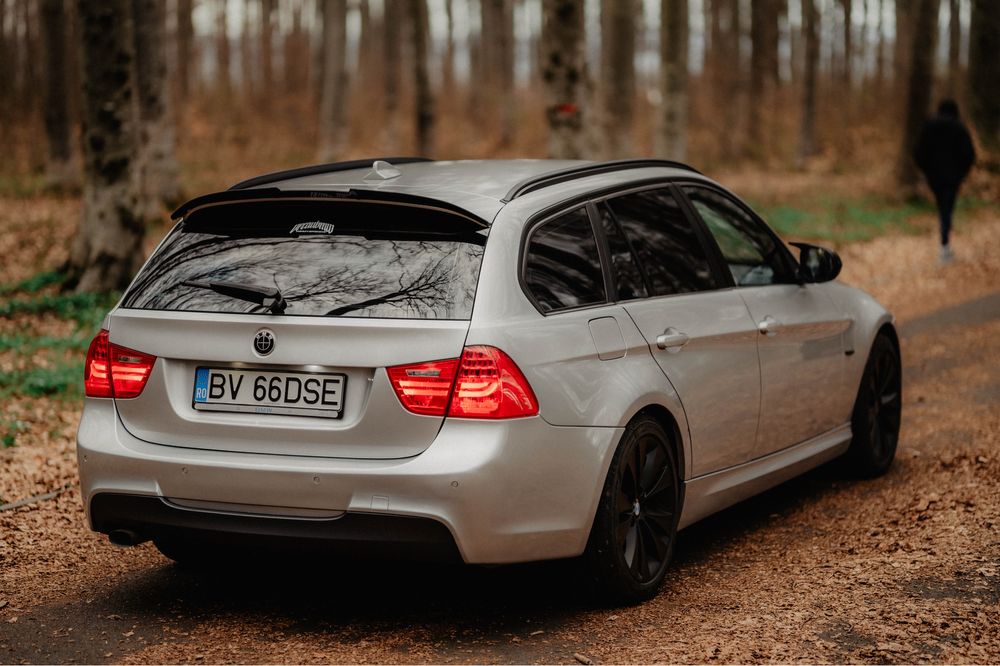BMW E91 318d LCI