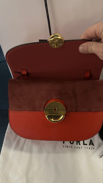 FURLA SFERA CROSSBODY S. Нови,с етикети,сер.номер,торбичка,Модел 2025г