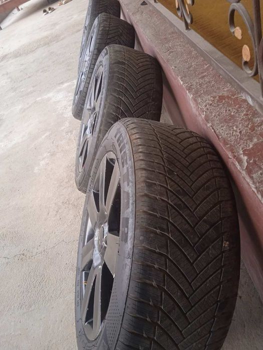 Kaptiva diska+balon , balonlani xolati idealb bir oy ishlagan xolos