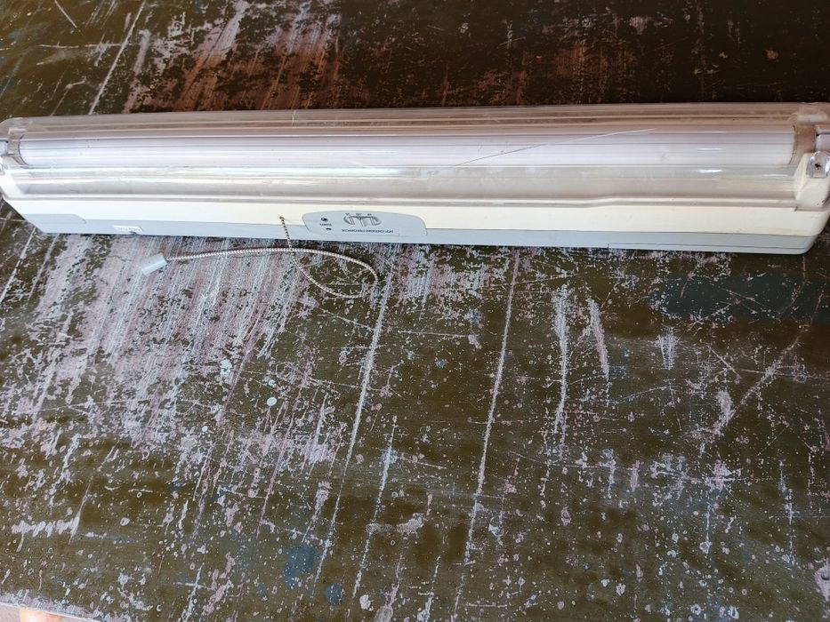 Светильник переносной.