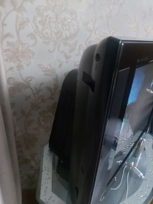 Продам телевизор