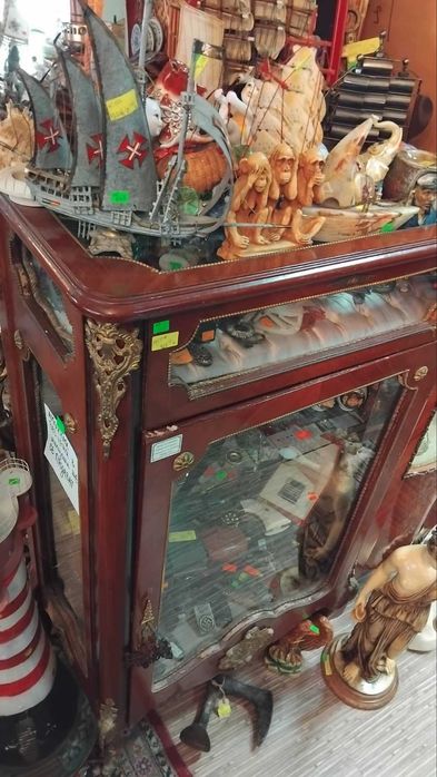 Барокова витрина с 2 отделения