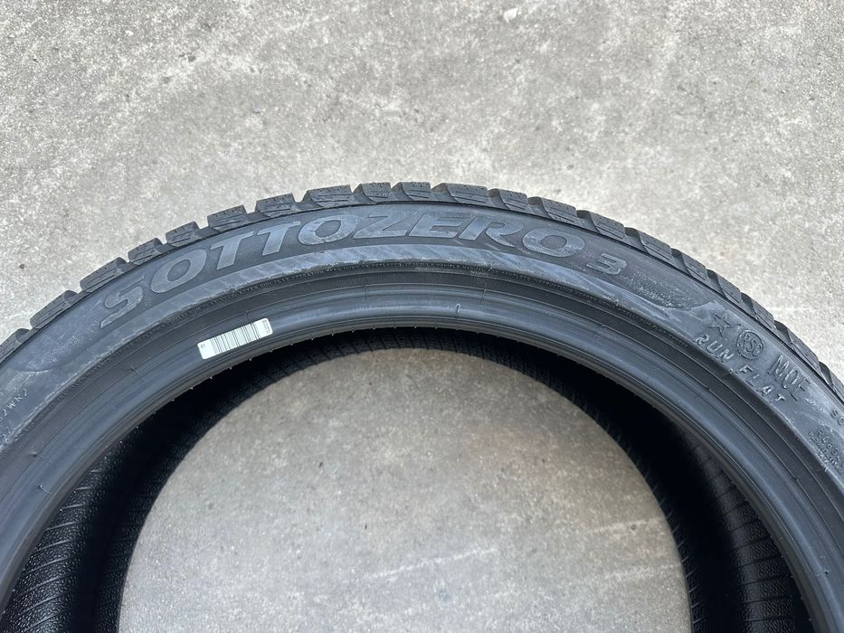 Гума нова зимна гуми 245/40/19” PIRELLI SOTTOZERO 3,RFT