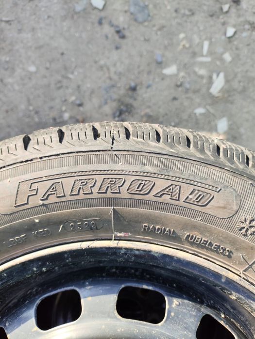 Зимние шины (липучка) с дисками 185/65R14