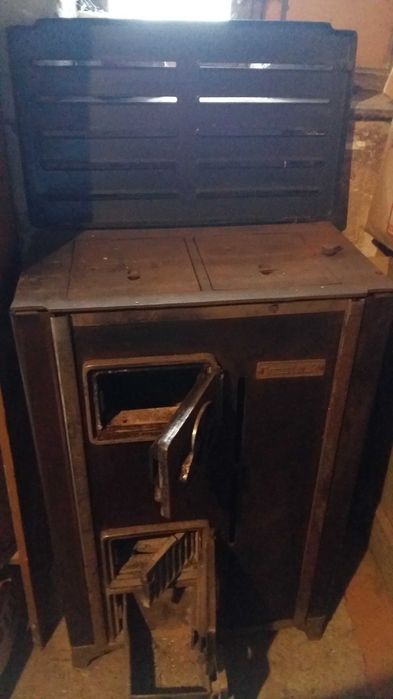 Sobă VESTA  şi una mai micuță