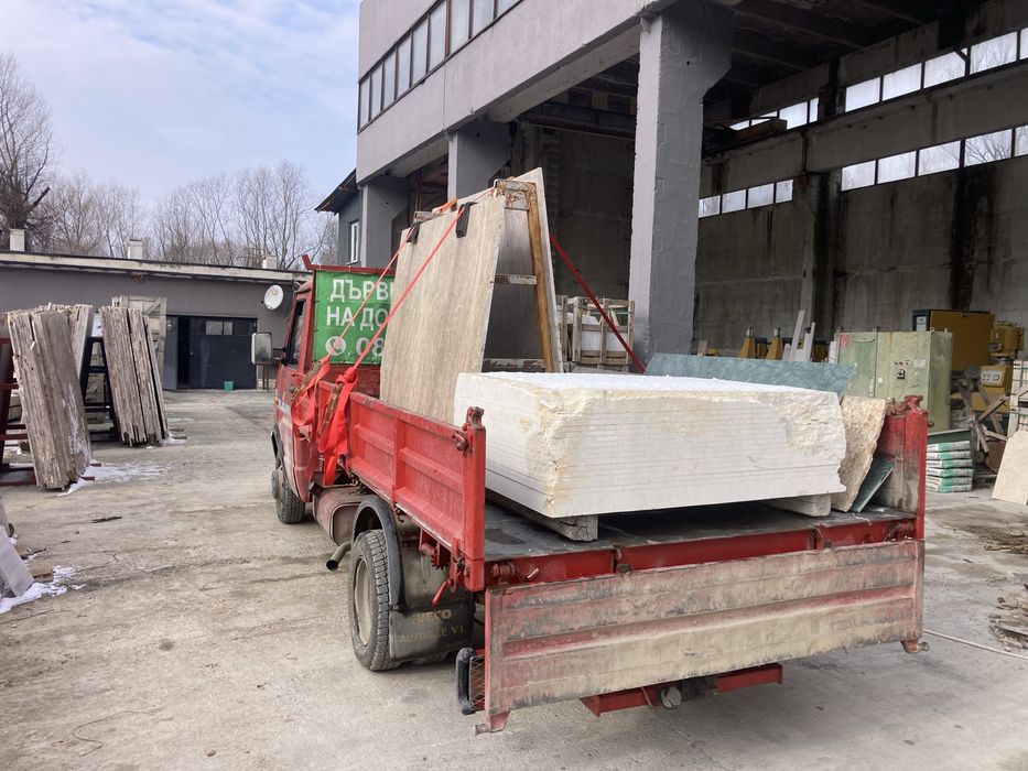 Наро Транс ЕООД- Транспортни услуги с тристранен ссмосвал.