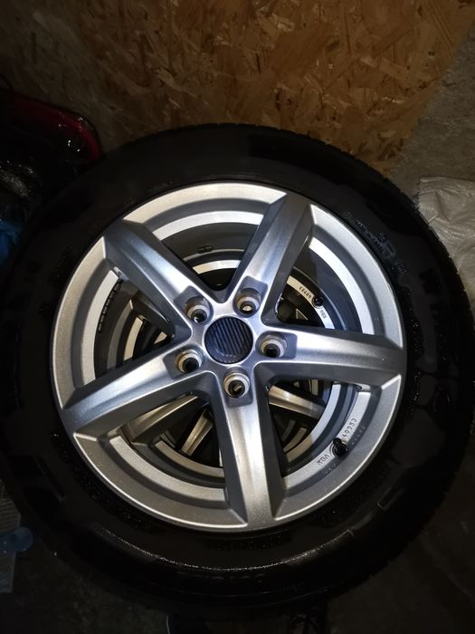 Vand jante 5x114,3 R16