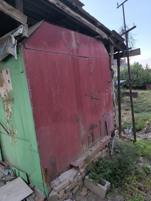 Продам жилой вагончик металлический