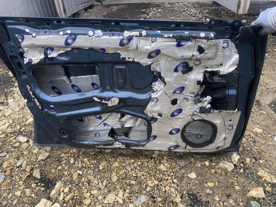 Дверь передняя левая Subaru Legacy