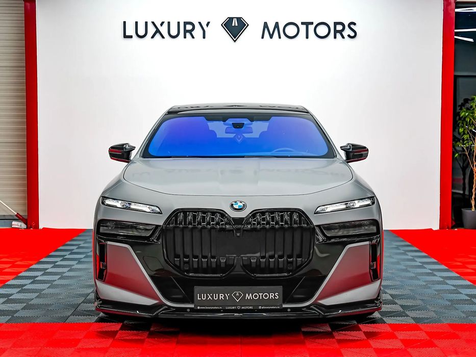 BMW Seria 7 2023 — imagine 3