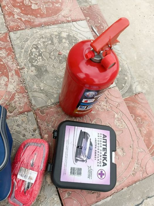 Продам набор автомобилиста