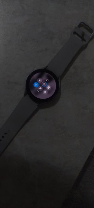 Продам Samsung watch4 ориг