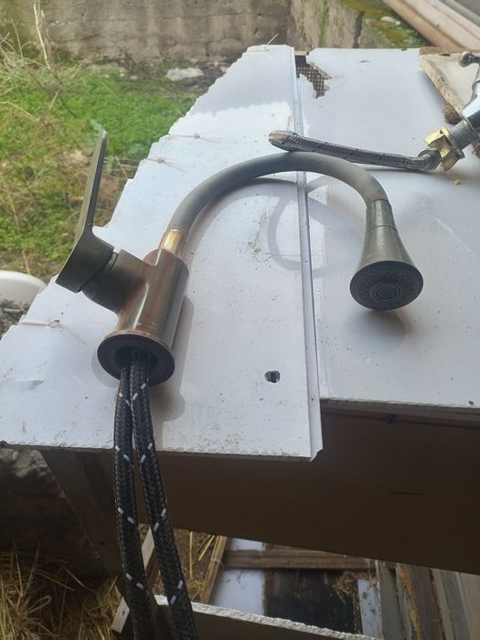 Продается свои разные смесители