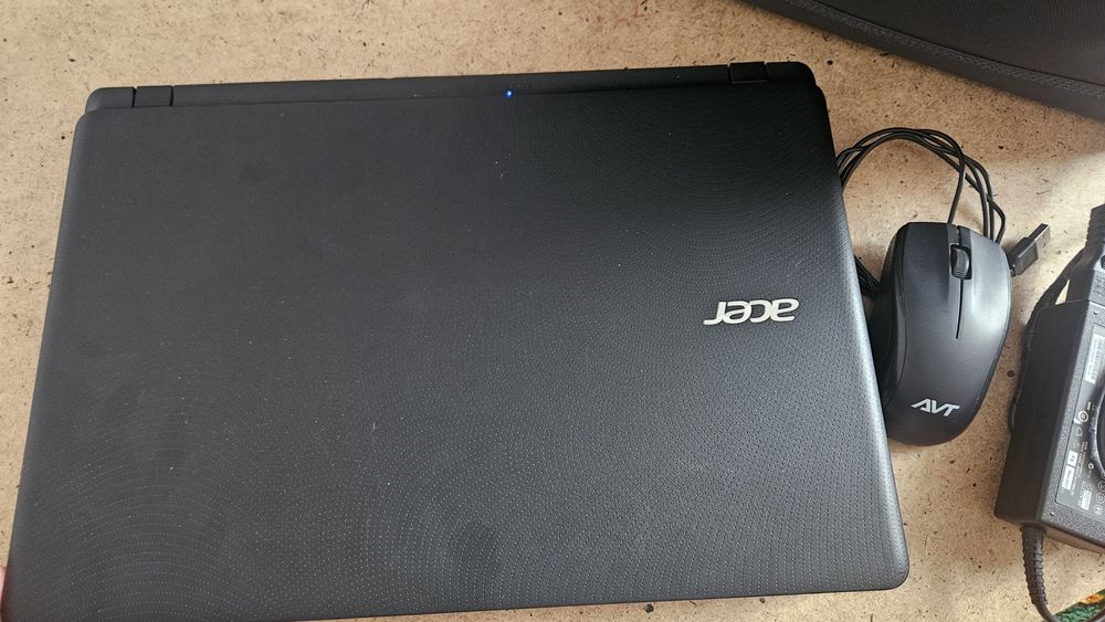 Ноутбук Acer в отлично состояний