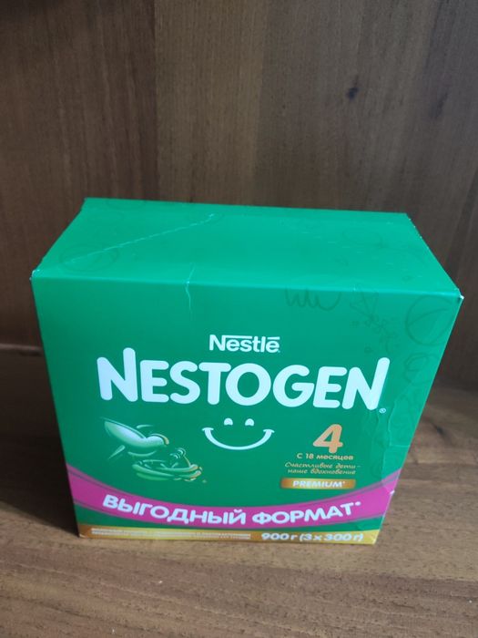 Продам детское питание Nestogen 4