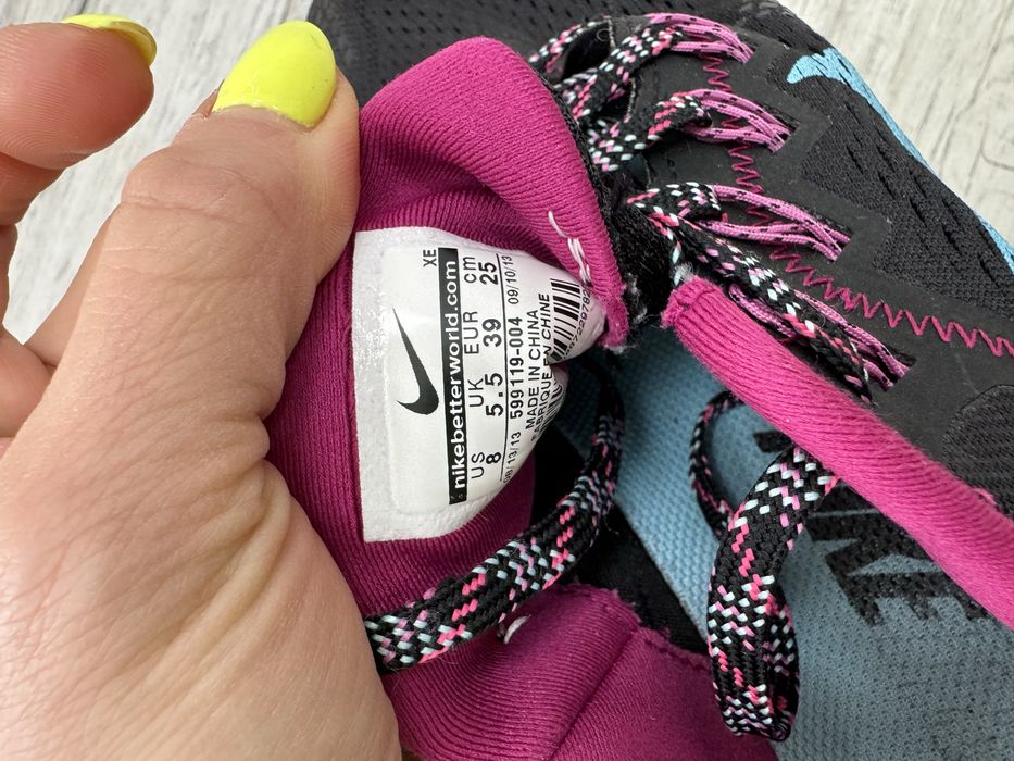 Маратонки Nike 39