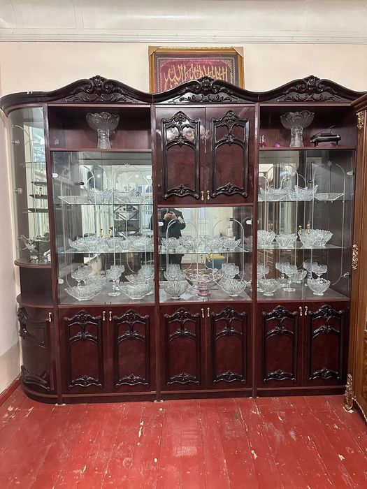 Стенка Лиза 310 махагон