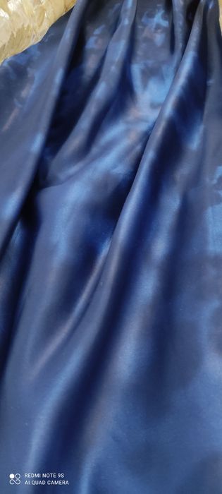 Продам очень красивое платье на девочку