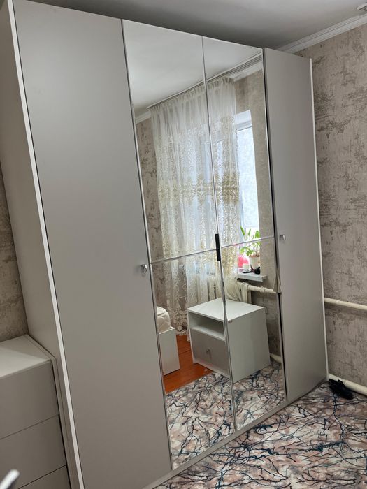 Спальный гарнитур