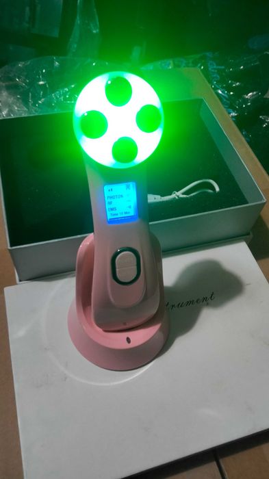 Aparat Profesional ingrijire faciala
