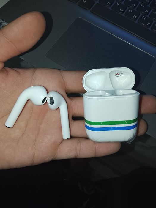 AirPods наушник .