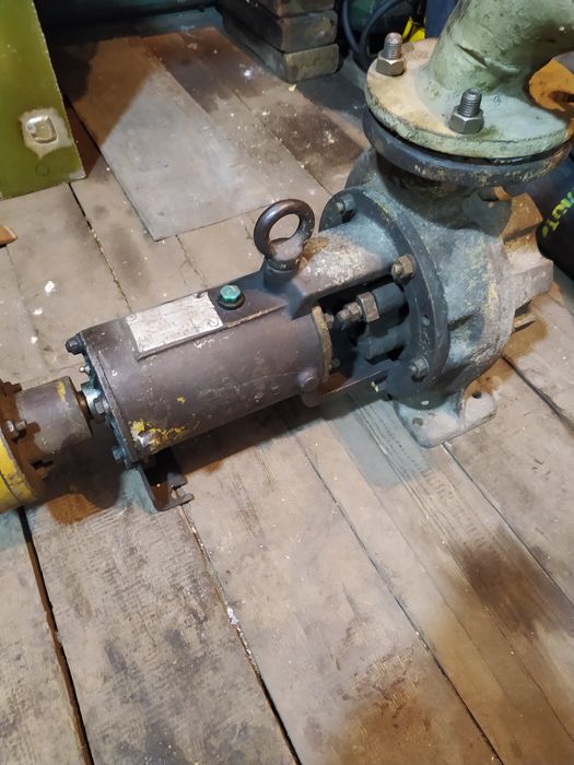 Насос центробежный