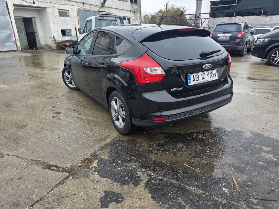 FORD Focus 2014 — imagine 3
