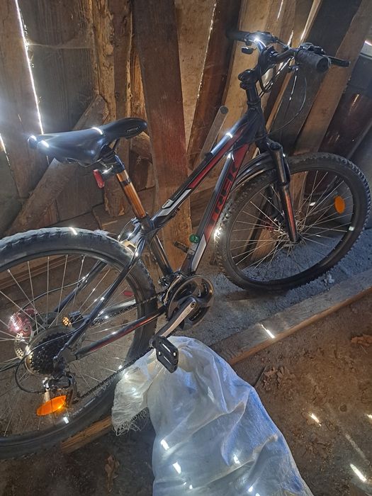 Vând bicicletă nouă