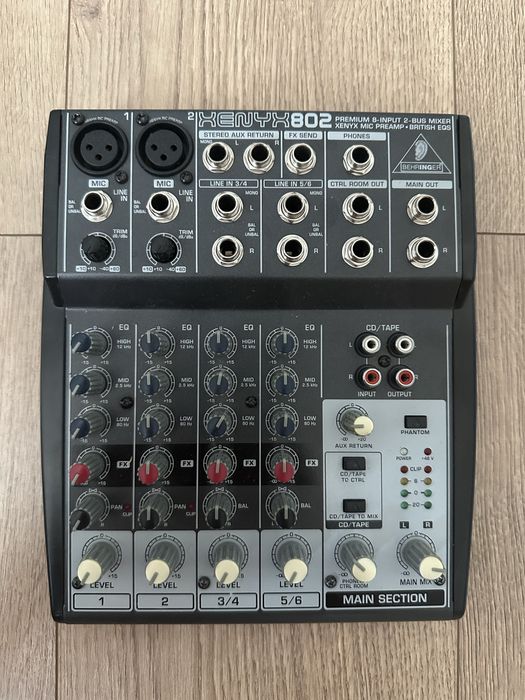 Продам микшерный пульт Behringer Xenyx 802