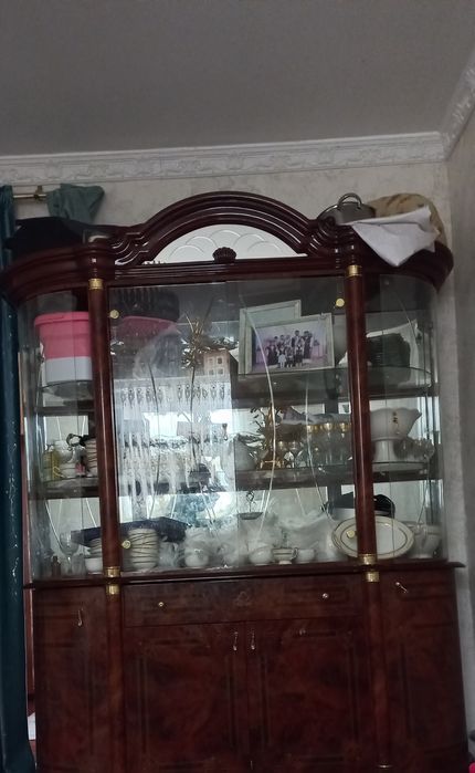 Стенка  жақсы еш жері бұзылмаған.