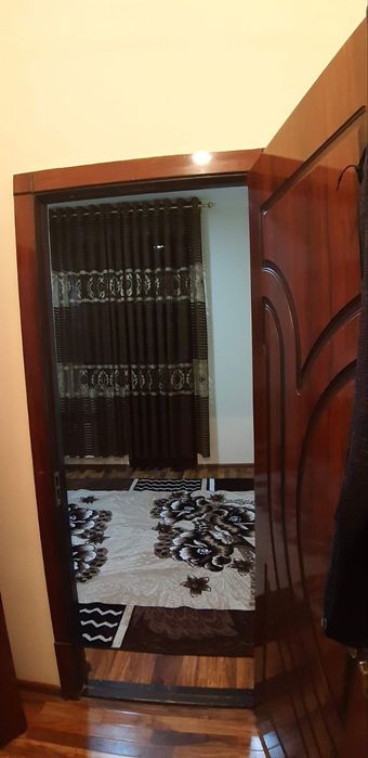 Uy ijaraga beriladi.Srochna