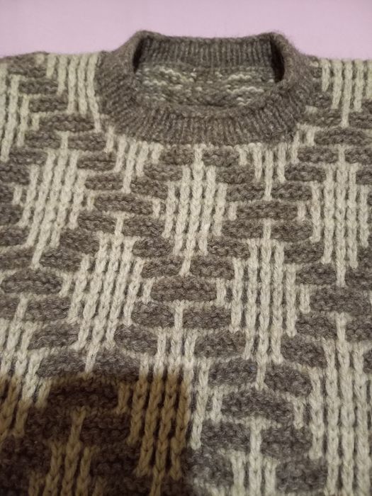 Мъжки плетен пуловер