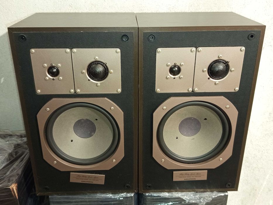 Трилентови тонколони Grundig Box 860