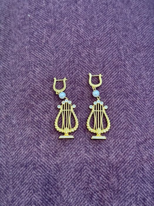 Серьги в виде арф