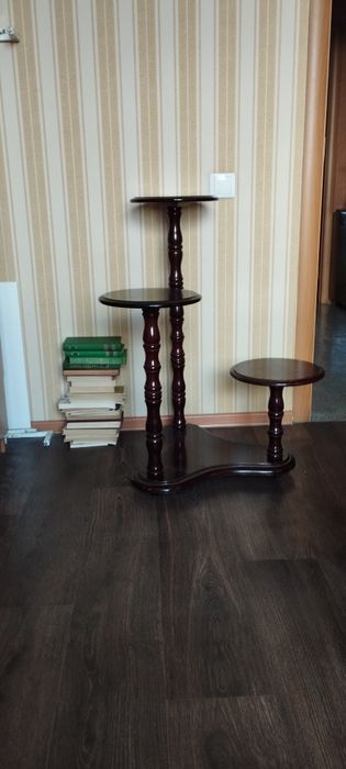 Подставка для цветов.