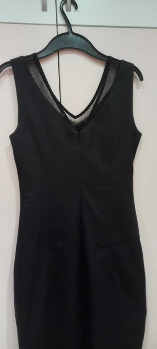 Рокля права , сукман до коляното,