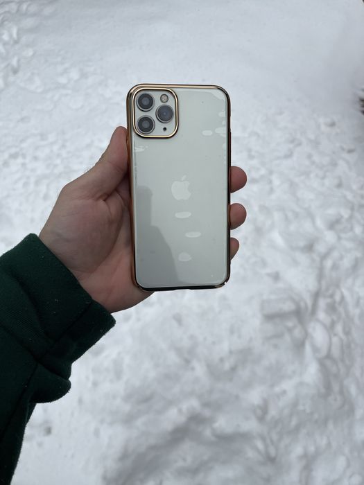 Продам телефон Айфон 11 Pro 256Gb