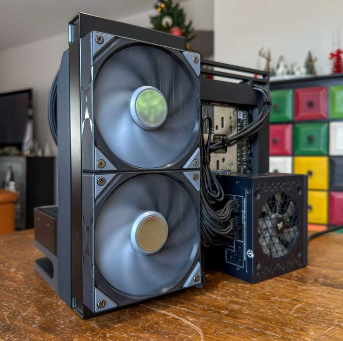 Carcasă PC Open Frame Concept 001 – Mini-ITX – Design Premium