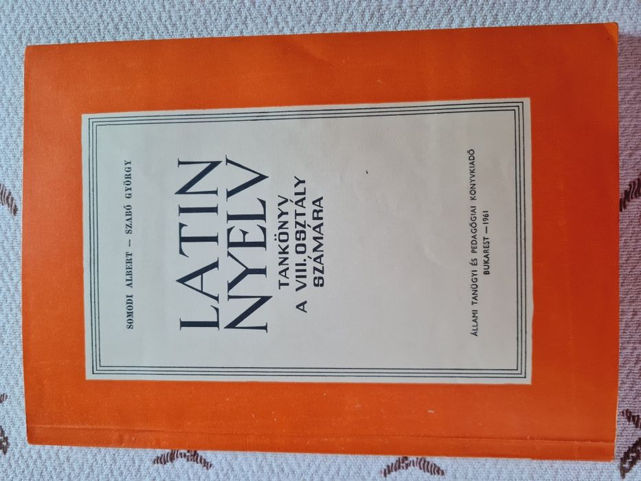 Manuale in limba maghiara,rare, editura Bucuresti anii 60