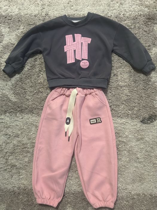 4 сета за момиче-размер 3-4 г