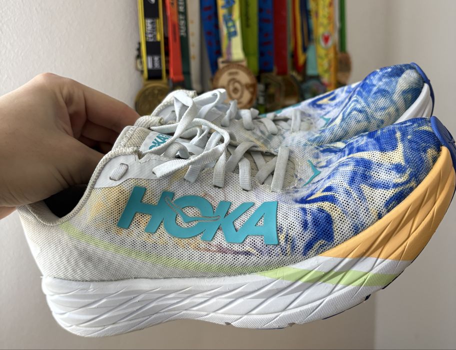 Papuci alergare hoka