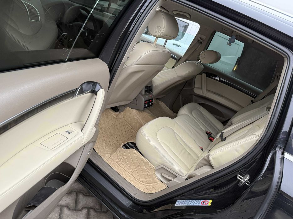 Vand q7 3.0d 2007 in stare foarte buna