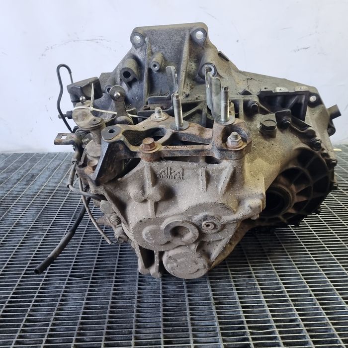 Cutie de viteze manuala Mazda CX - 7 2.2 Diesel - 173CP Manuala 6 Trepte R2AA