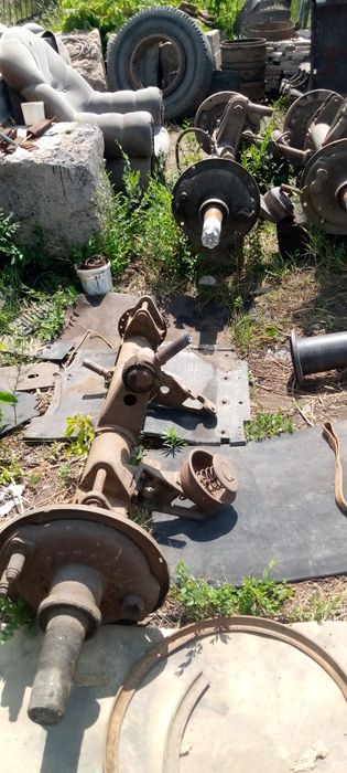 Продам оси прицепа КамАЗ... барабаны