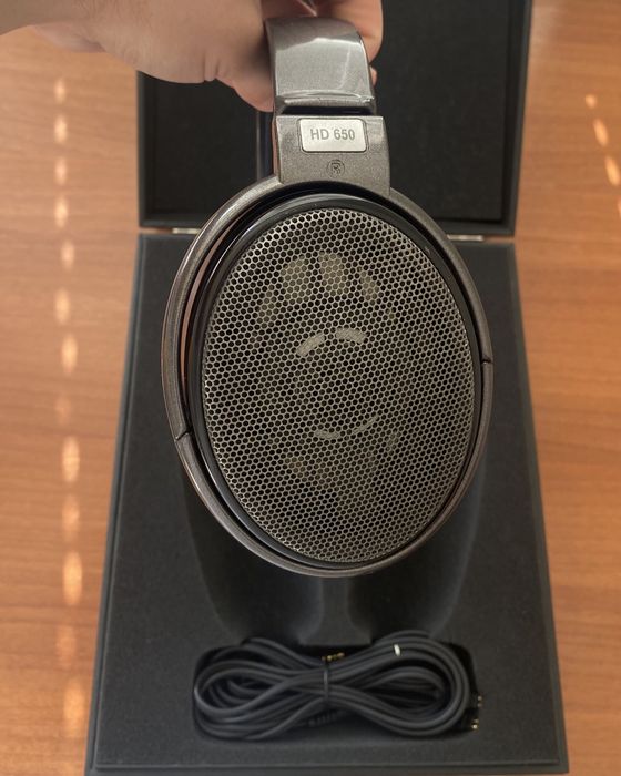 Студийные наушники Sennheiser HD 650