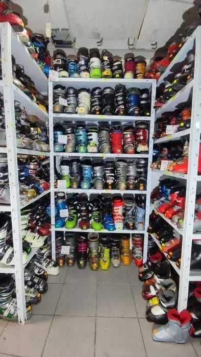 Vand Clapari/Buti snowboard si marimi  mari 45-50