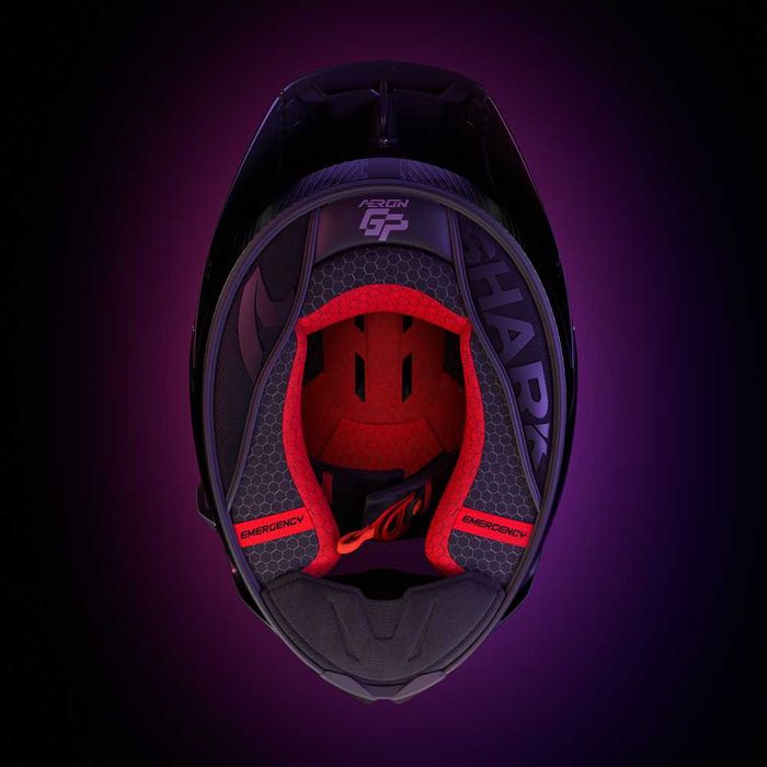 Мото Каска мотор SHARK AERON GP REPLICA R. Fernandez MotoGP helmet