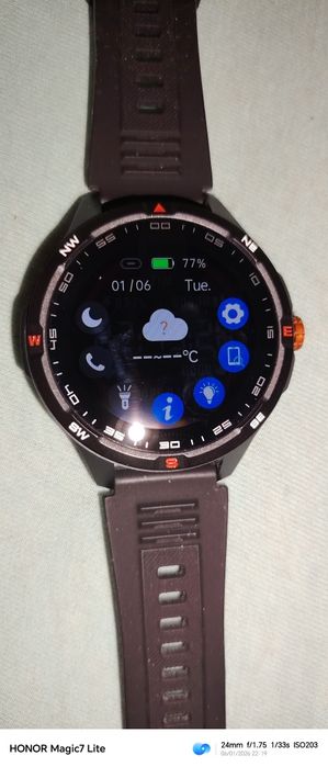 Smartwatch /Смарт часовник